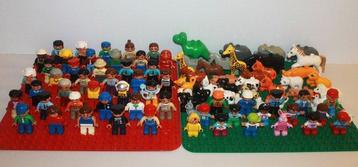 Lego - Figure - Duplo - 92 items -- 54 poppetjes en 38 beschikbaar voor biedingen