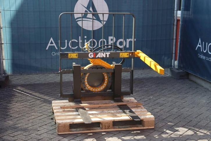 Veiling: Kistenkantelaar Giant Nieuw, Zakelijke goederen, Machines en Bouw | Onderdelen, Ophalen