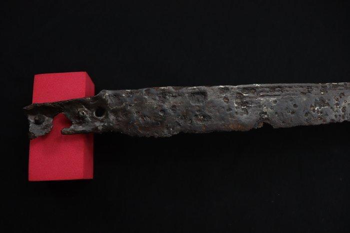 Middeleeuws (Gothic) Lange ijzer Militaire dolk - 35.5 cm, Antiek en Kunst, Antiek | Overige Antiek
