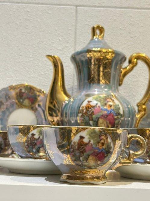 Mokka gold plated - Service à thé (12) - Porcelaine -, Antiek en Kunst, Antiek | Meubels | Tafels