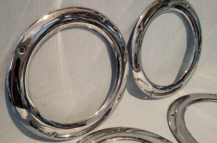 Lichtranden patrijspoort zonder glas (4) - Verchroomd -, Antiek en Kunst, Curiosa en Brocante