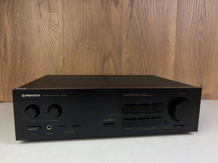 Pioneer - A-331 Solid state versterker, Audio, Tv en Foto, Radio's