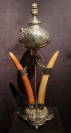 Hinks & sons - Lampe de table - Corne, Plaqué(e) argent
