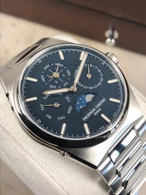 Frédérique Constant - Highlife Perpetual Calendar, Handtassen en Accessoires, Horloges | Heren
