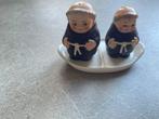 Goebel - Figuur - Monnik zout- en peperstel en spaarpot met