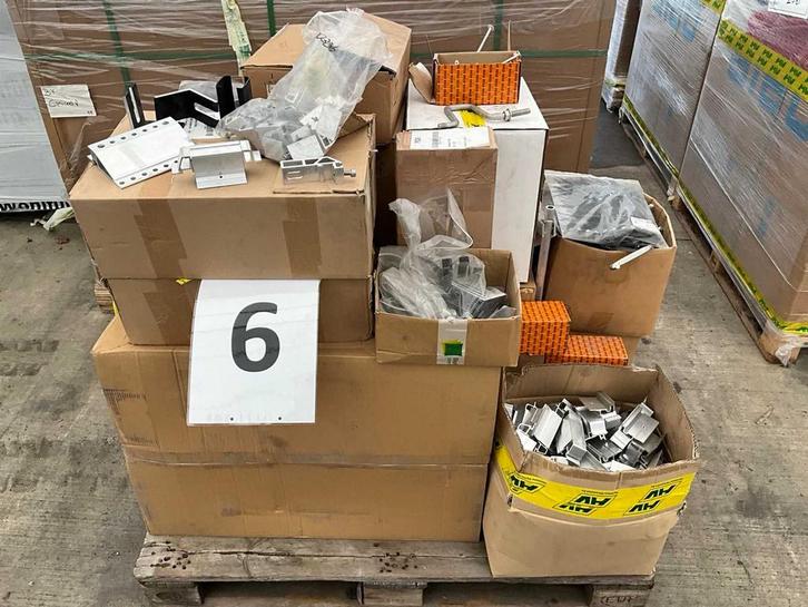 Online veiling - Bevestigingsmateriaal zonnepanelen, Zakelijke goederen, Machines en Bouw | Metaalbewerking, Ophalen