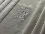 draps en lin et en soie avec les initiales R.D. - Drap de