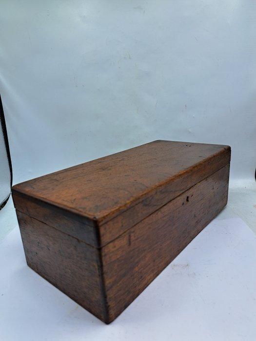 Kist - Hout - Opberg kist, Antiek en Kunst, Antiek | Overige Antiek