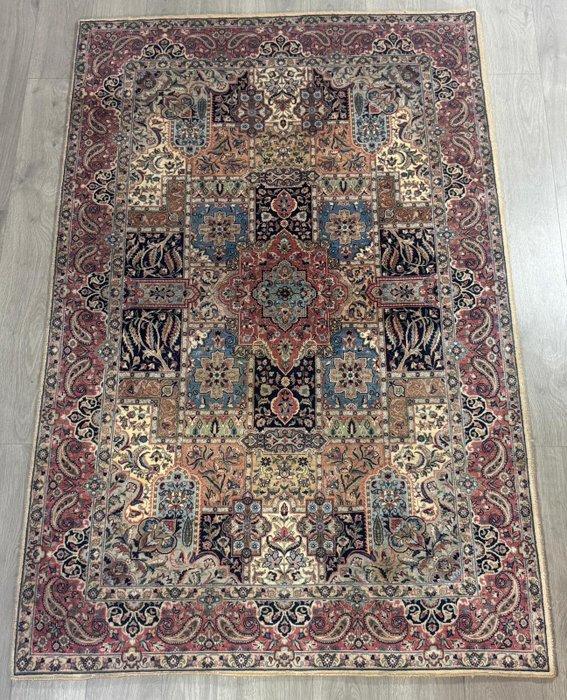 Sarouck - Vloerkleed - 215 cm - 140 cm, Huis en Inrichting, Stoffering | Tapijten en Vloerkleden