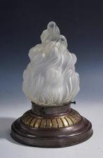 Plafondlamp - Lamp met vlamvormige, gematteerde glaskap en, Antiek en Kunst