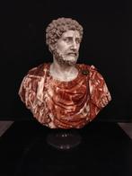 sculptuur, Busto di imperatore Antonino Pio - 84 cm - Marmer