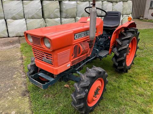 Kubota L1801DT Vierwielaangedreven Minitractor, Zakelijke goederen, Landbouw | Tractoren