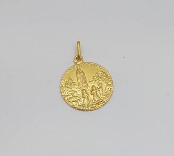 Pendentif en forme de médaillon - 19,2 carats Or jaune
