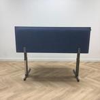 Tweedehands Aspa Zit-sta bureau met akoestische wand blauw,, Huis en Inrichting, Bureaus, In hoogte verstelbaar, Gebruikt, Stabureau