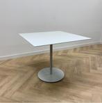 Tweedehands kantinetafel (hxbxd) 74x90x90 cm, licht grijs, Zakelijke goederen, Kantoor en Winkelinrichting | Kantoormeubilair en Inrichting