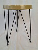 Pilastro - Tjerk Reijenga - Tabouret - Fer