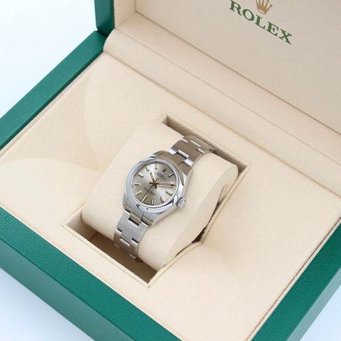 Rolex Oyster Perpetual Lady 28 276200 uit 2022, Bijoux, Sacs & Beauté, Montres | Femmes, Envoi