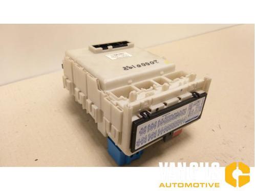 Zekeringkast Toyota Avensis O180131, Auto-onderdelen, Elektronica en Kabels