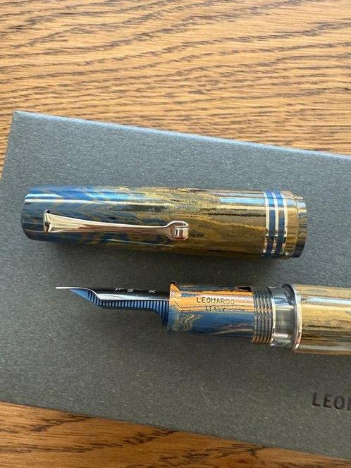 Leonardo Officina Italiana - MZG 2.0 Ebanite -Silver trim -, Verzamelen, Pennenverzamelingen