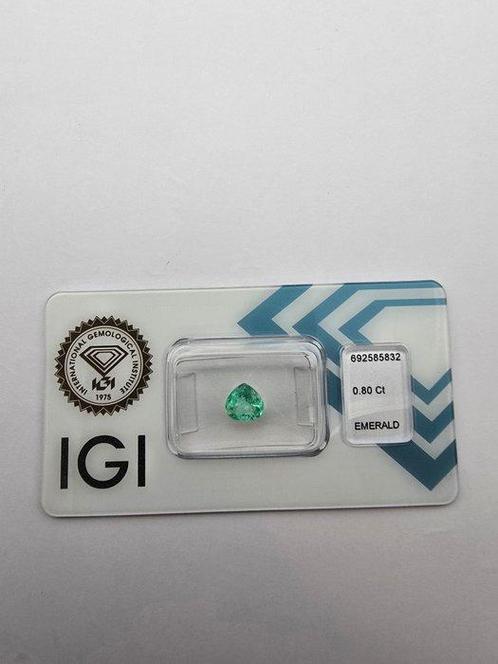 Zonder Minimumprijs - 1 pcs  Groen Smaragd  - 0.80 ct -, Handtassen en Accessoires, Edelstenen