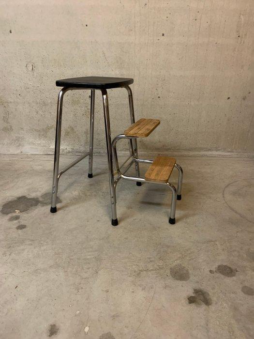 Brabantia - Marches - Fer - kruk, Antiek en Kunst, Kunst | Designobjecten