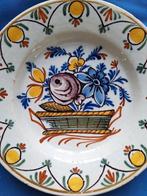 Delft - Bord - Aardewerk