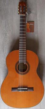 Martinez - MCG-48S Solid Cedar - - Guitare classique, Muziek en Instrumenten, Snaarinstrumenten | Gitaren | Akoestisch, Nieuw