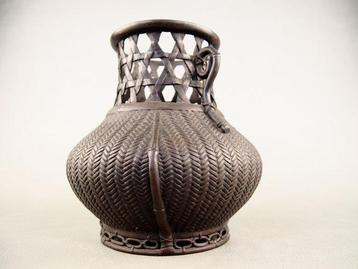 Vase - Vase en cuivre provenant du Dai Nippon Bunsei Nen