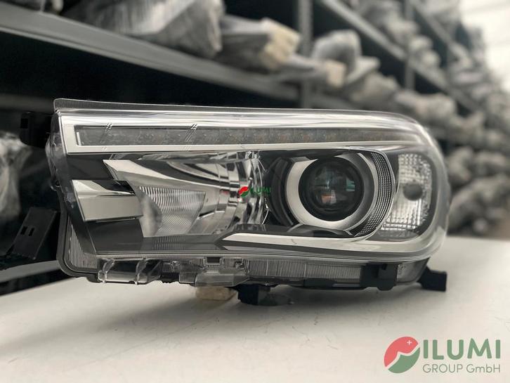 PHARE AVANT TOYOTA HILUX FULL LED GAUCHE, Auto-onderdelen, Verlichting, Gebruikt, Toyota, Verzenden