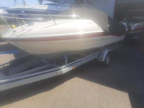 Bayliner capri LX , Mercruiser 3.0L , Vleemix, Watersport en Boten, Motorboten en Motorjachten