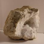 Quartz Géode - Hauteur : 14 cm - Largeur : 18 cm- 3.59 kg -, Collections