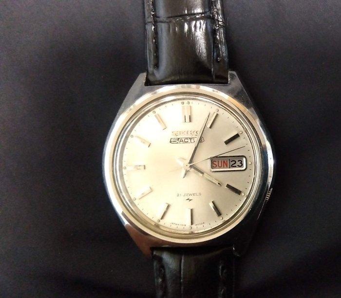 Seiko - Seiko 5 Automatic Day-Date - Zonder Minimumprijs -, Handtassen en Accessoires, Horloges | Antiek