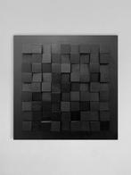 Elia Vuanna - Black Smart Cubic