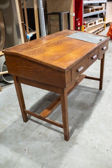 Brimfield - Tafel - Hout - Schrijftafel, Antiek en Kunst, Antiek | Wandborden en Tegels