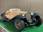 Pocher 1:8 - Modelauto - Alfa Romeo 8C Spider, Hobby en Vrije tijd, Modelauto's | 1:5 tot 1:12, Nieuw