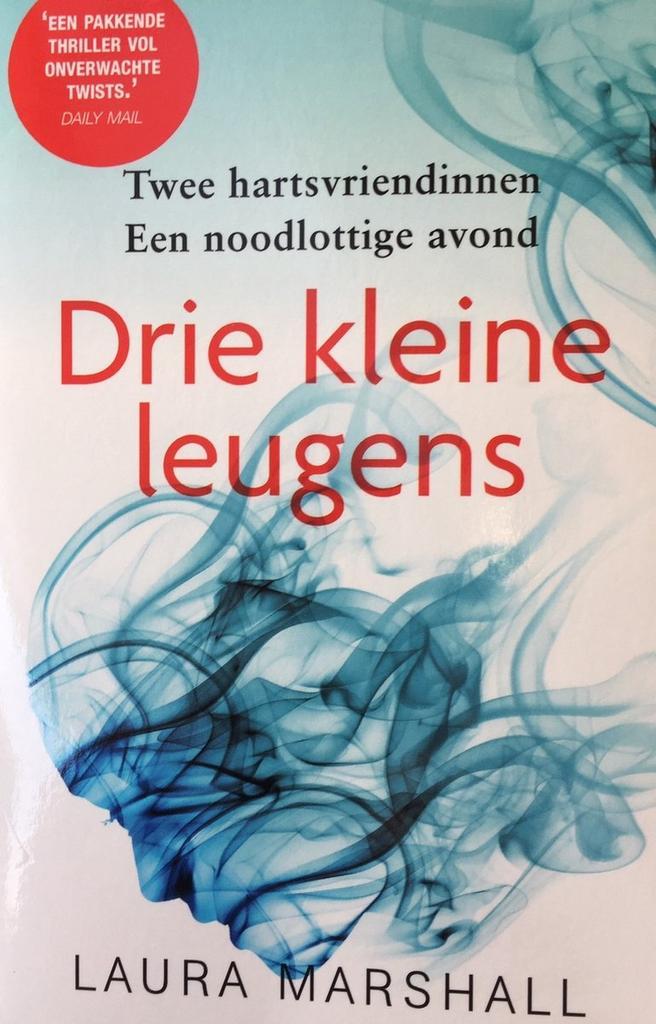 Drie kleine leugens (LIDL special 2020) 9789021026329, Boeken, Thrillers, Gelezen, Verzenden
