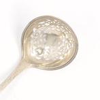 Jacob van Wijk jr. - Strooilepel - Suikerstrooier - .833