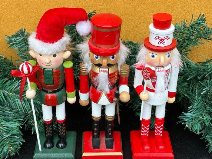 Notenkraker (3) - houtpulp - drie verschillende, Diversen, Kerst