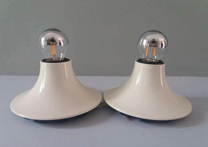 Artemide - Vico Magistretti - Plafondlamp - Teti - Plastic -, Antiek en Kunst, Antiek | Verlichting