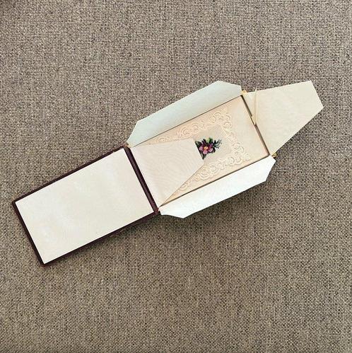 Doos - Papier, Karton - handwerken, Antiek en Kunst, Curiosa en Brocante