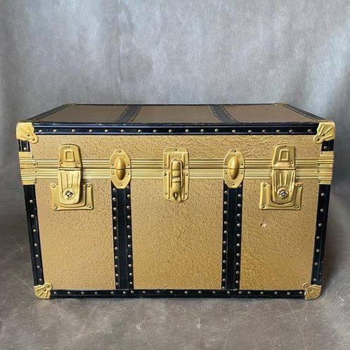 Vintage trunk - Malle de voyage, Antiek en Kunst, Curiosa en Brocante