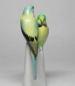 Hollóháza Hongarije 1831 - Statuette, Parkieten verliefd -