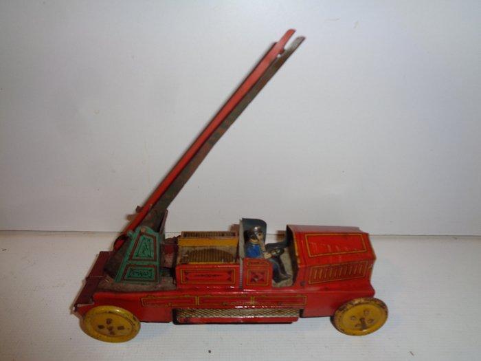 Ingap - Brandweerwagen 557 met bestuurderfiguur, zonder, Antiek en Kunst, Antiek | Speelgoed