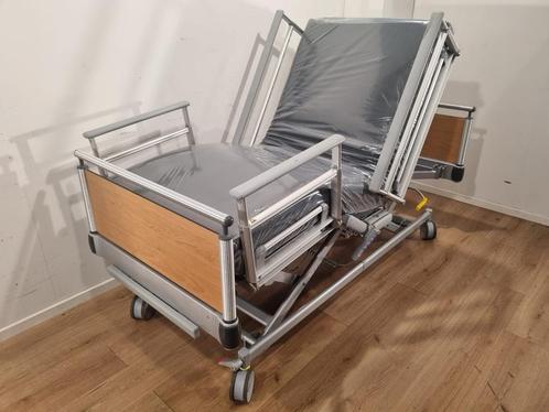 Volker S582 #42A Elektrisch Hoog LAAG LAAG Thuiszorg-bed, Diversen, Verpleegmiddelen, Zo goed als nieuw, Verzenden