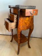 Nachtkastje - Hout, Antiek en Kunst