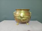 Pot - Messing - Met leeuwenkoppen, Antiek en Kunst