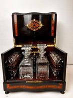 Armoire à liqueurs - Poirier noirci-Bois de rose-Nacre