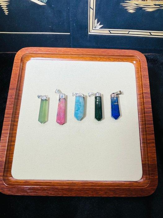 Geen veilingreserve: Set van 5 edelstenen hangers met, Verzamelen, Mineralen en Fossielen
