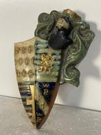 Decoratief ornament - Frankrijk - Wapenschild met Ridder