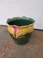 Jardinière - Cache-pot met kastanjebladeren. - Aardewerk -, Antiek en Kunst